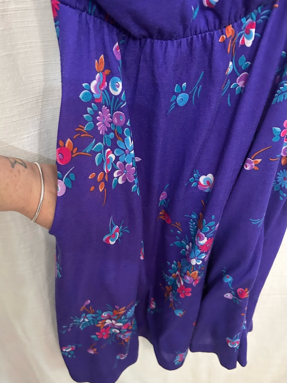 True Vintage Circa 1970's/1980's Purple Floral Sundress w/ Teal and Pink Accents - Picture 5 of 8